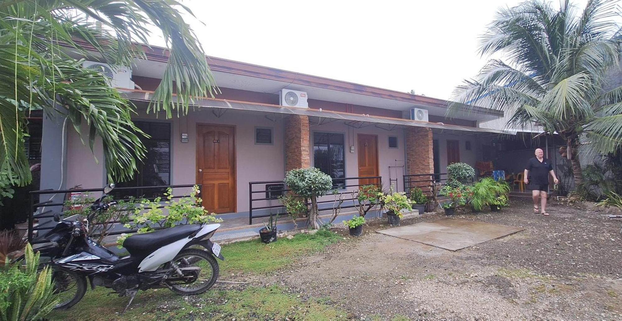 Casa Oeste Moalboal Zewnętrze zdjęcie